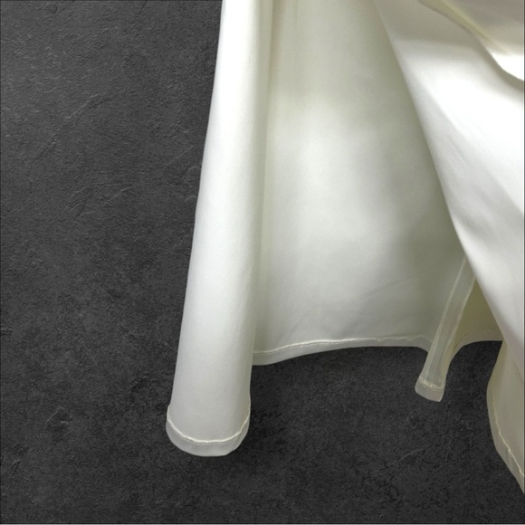 252 - FRENCH LAUNDRY Winter White SKIRT  - Check Measurements - Picture 14 of 15